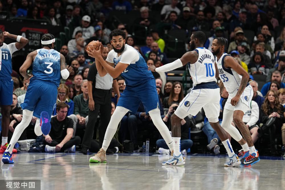 持苛刻态度 持苛刻态度