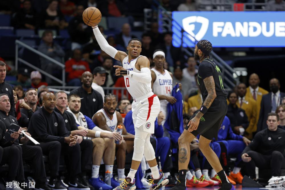 湖人重现辉 湖人重现辉